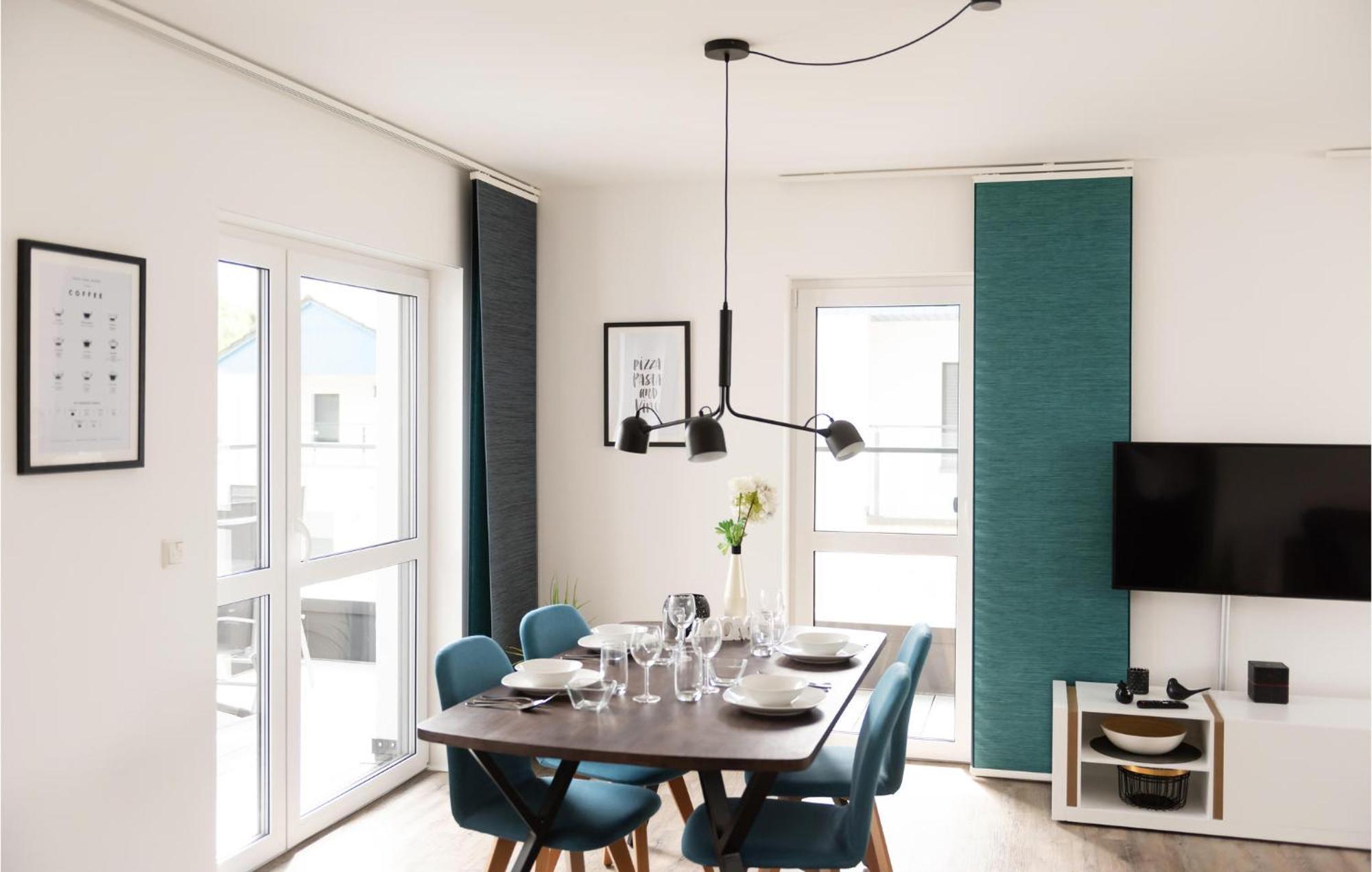 Amazing Apartment In Rechlin With Kitchen Exterior foto